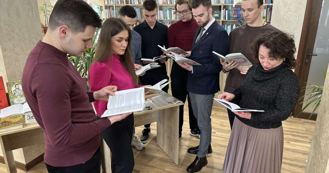 Видано два навчальні посібники / Two textbooks were published