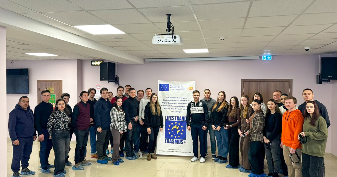 Вчимося рятувати разом: тренінги з домедичної допомоги LIFESTRAND об’єднали понад 200 учасників / Learning to Save Lives Together: LIFESTRAND First Aid Trainings United Over 200 Participants