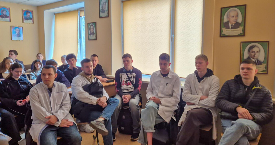 40 років пам’яті: студенти-медики вшанували подвиг ліквідаторів аварії на Чорнобильській АЕС