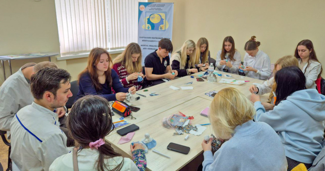 Місяць обізнаності про ментальне здоров’я: майстер-клас «Арт-терапія як ресурс зміцнення резільєнтності студентської молоді в умовах війни» - у ПДМУ цікавий захід! 