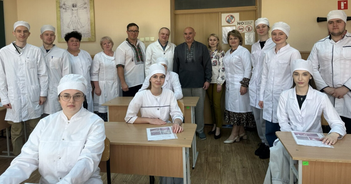 Студенти медичного факультету № 2 демонструють знання з гістології / Medical Faculty No. 2 Students Demonstrate Their Knowledge of Histology