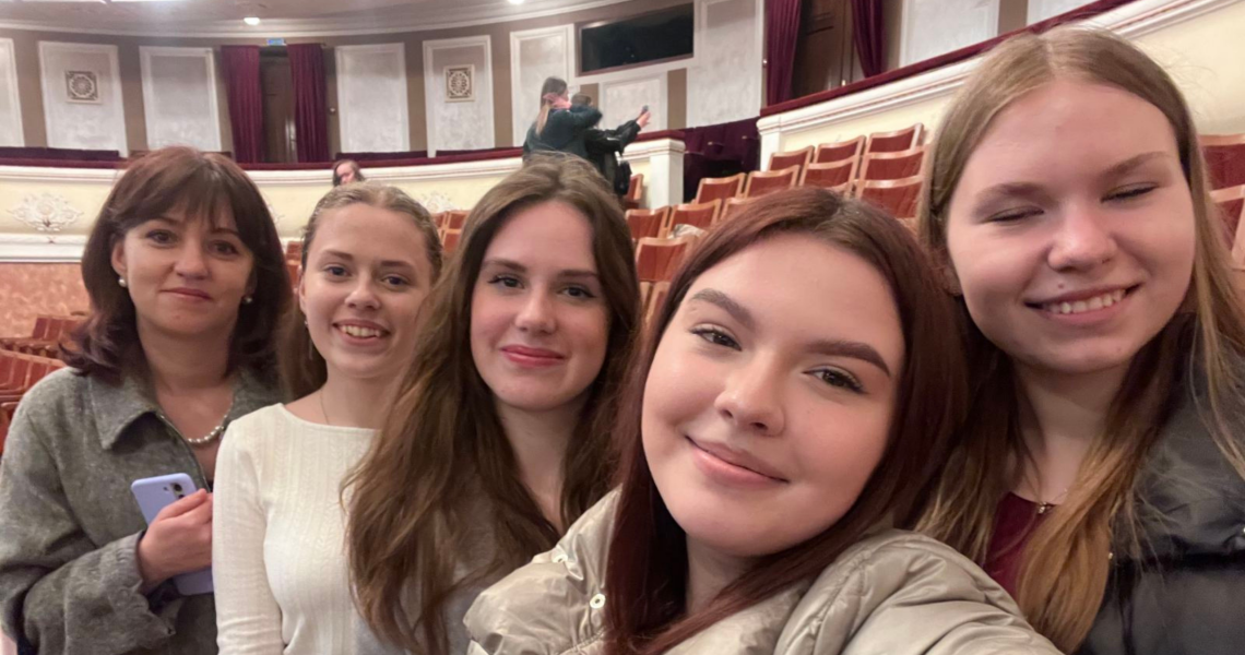 Студенти ПДМУ побували на виставі «Тіні забутих предків» у театрі ім. М. Гоголя: враження та емоції