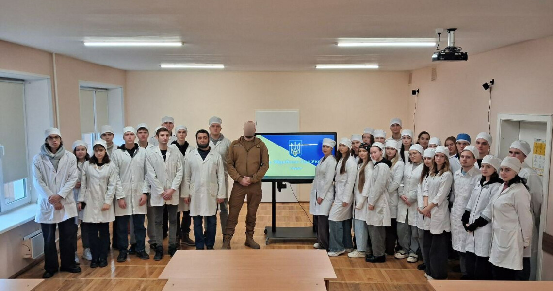 Зустріч зі захисником України на кафедрі анатомії людини / Meeting with a Defender of Ukraine at the Department of Human Anatomy