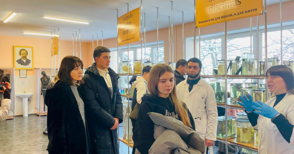 Кафедра анатомії людини у Дні відкритих дверей ПДМУ: від першого кроку до білого халата / Department of Human Anatomy at PSMU Open Day: From the First Step to the White Coat