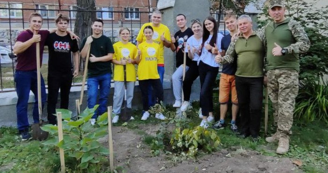 Студенти ПДМУ – лікарням міста! / PSMU Students  Contribute to the City Hospitals!