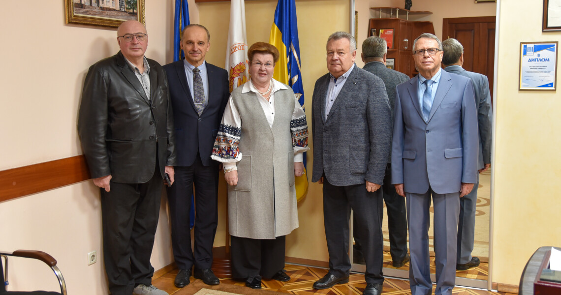 VІІ Полтавські перинатальні читання ім. Н.М. Максимовича-Амбодика: «Перинатальна та педіатрична допомога в Україні: менеджмент, виклики часу, вирішення проблем»: подробиці далі