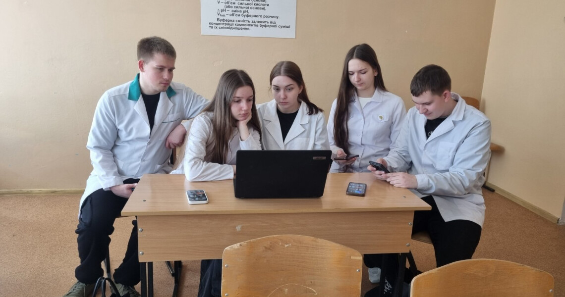 ПДМУ об’єднав студентів і представників мережі аптек 911 для професійного обговорення