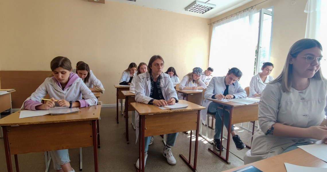 Іспити розпочалися: всім успіхів! / Exams have started: good luck to everyone!