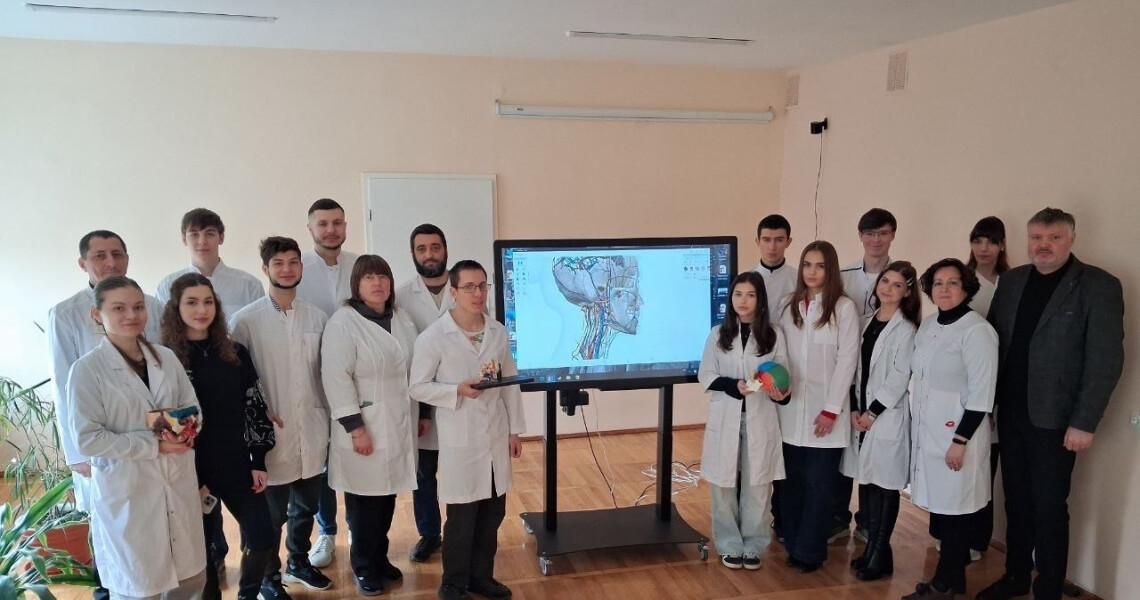 Анатомічні препарати та імерсивні технології: засідання студентської наукової групи кафедри анатомії людини ПДМУ
