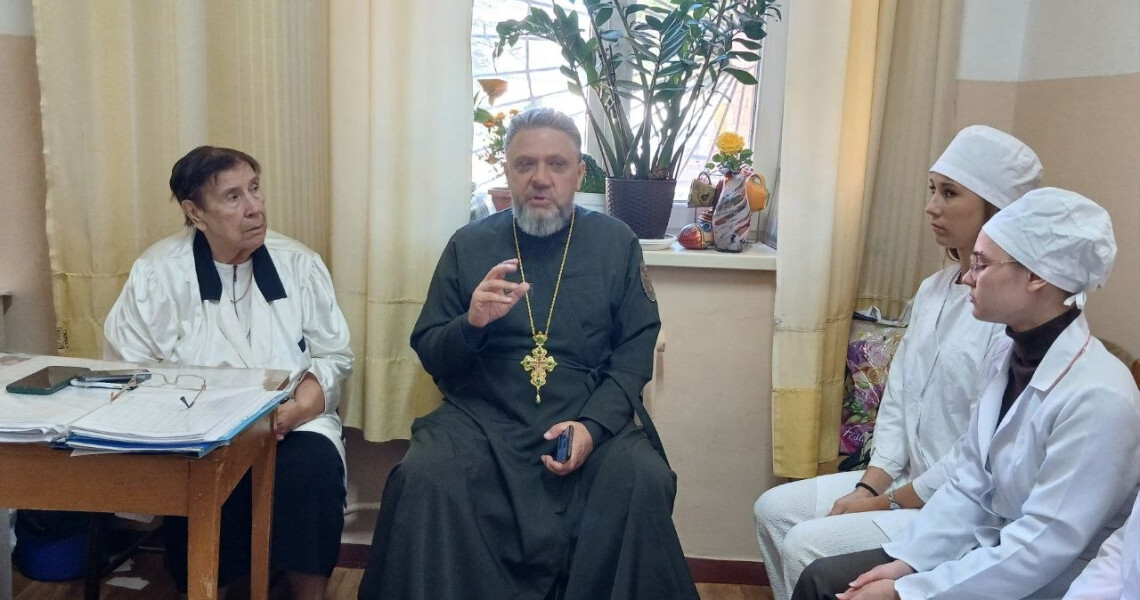 Професійна етика та психосоціальна реабілітація: виховний захід кафедри пропедевтики внутрішньої медицини ПДМУ