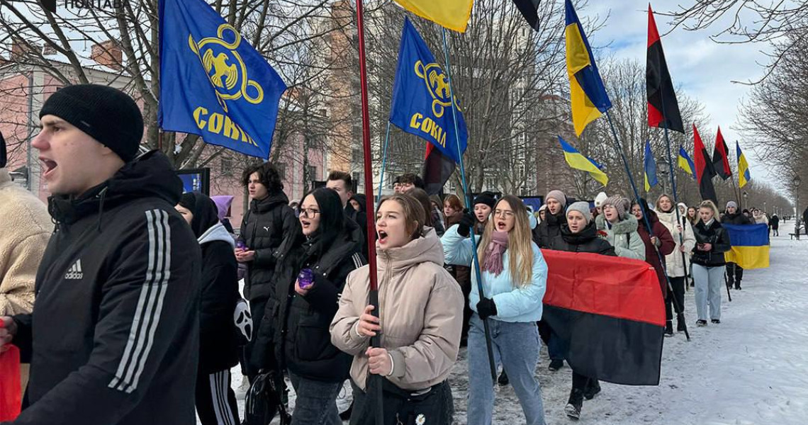 Студенти ПДМУ долучилися до пам'ятної ходи до Дня Героїв Небесної Сотні / PSMU Students Join Memorial March for the Day of the Heroes of the Heavenly Hundred