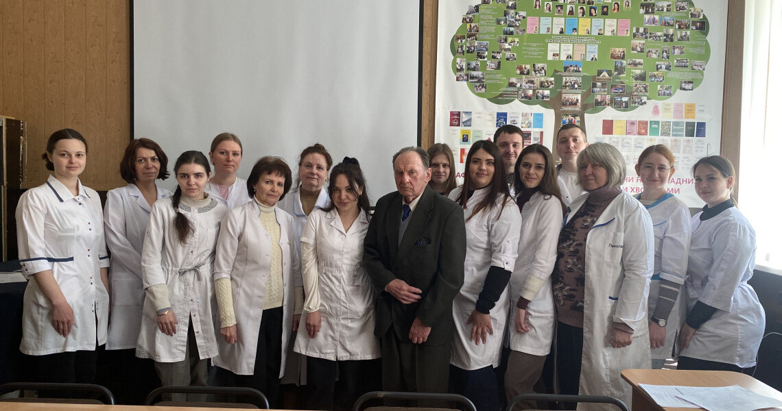 Інтерни ПДМУ з внутрішніх хвороб позитивно атестовані за результатами проміжного оцінювання / PSMU Interns in Internal Medicine Successfully Pass Interim Assessment