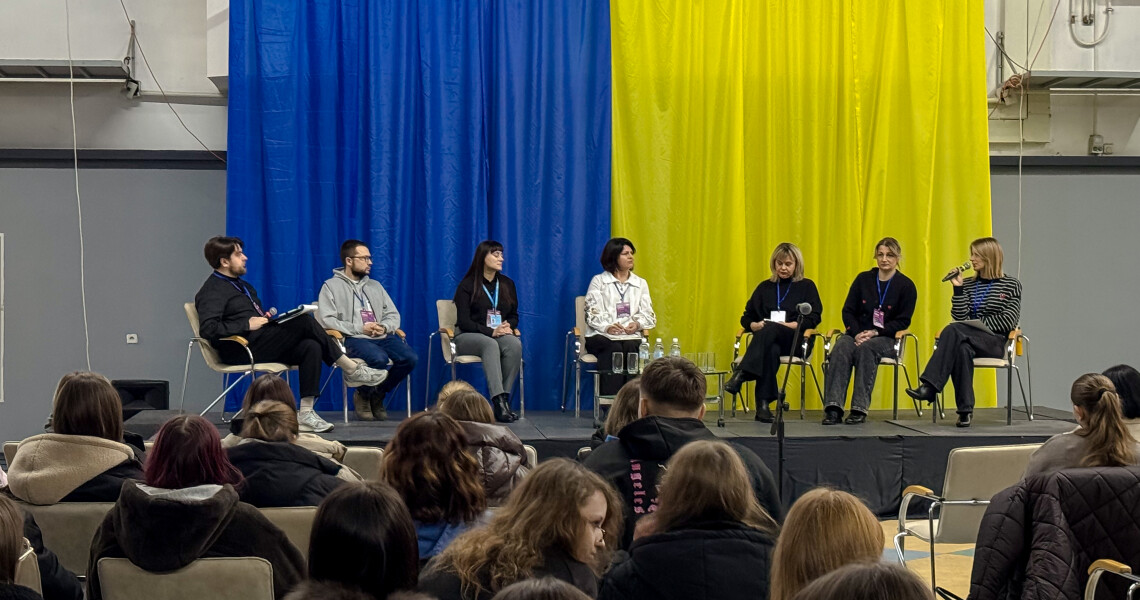 Волонтерський загін «Єдність» ПДМУ відзначили на міському форумі «Сила діяти. Сила бути» / The PSMU “Unity” volunteer team recognized at the city forum “Power to Act. Power to Be”