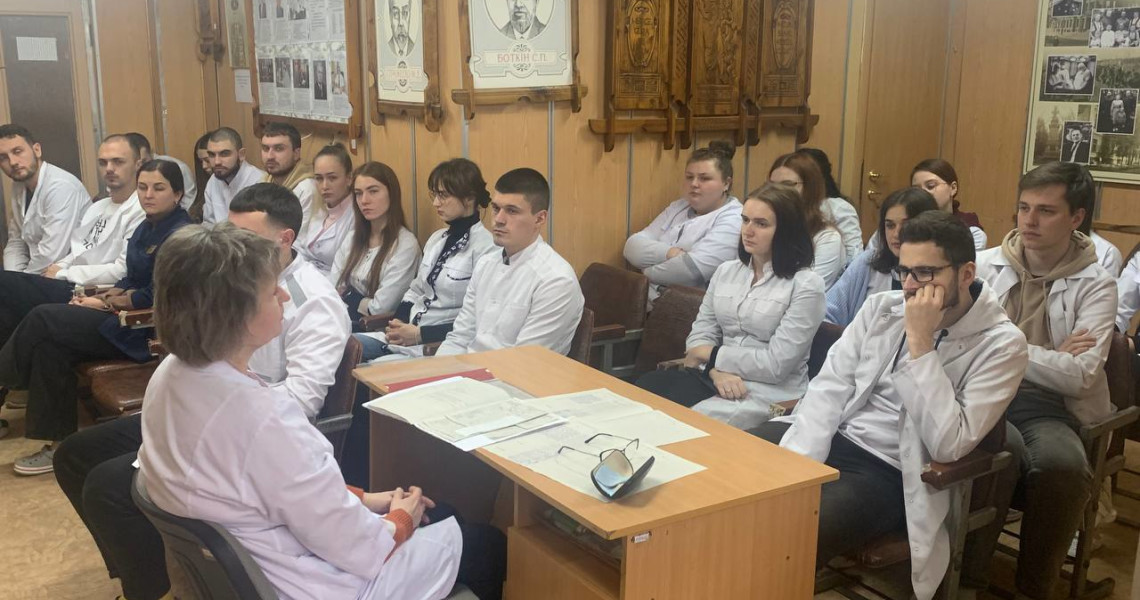 Студенти мали можливість  провести об'єктивне обстеження / The students made objective examination