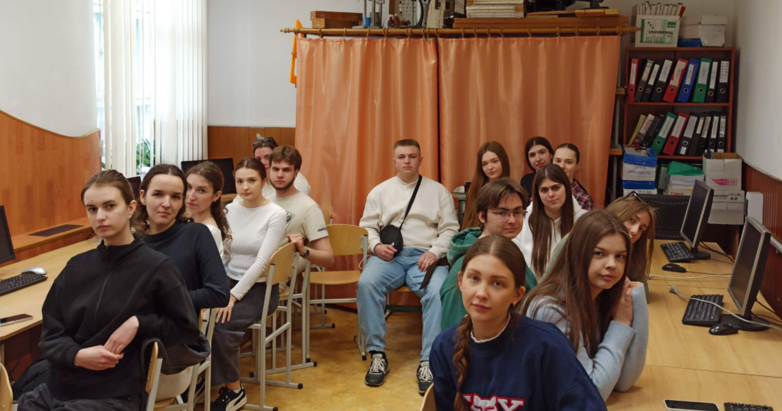 Виховний захід на кафедрі фізики ПДМУ до Всесвітнього дня мобільності та доступності / Educational Event at the PSMU Department of Physics Dedicated to World Mobility and Accessibility Day
