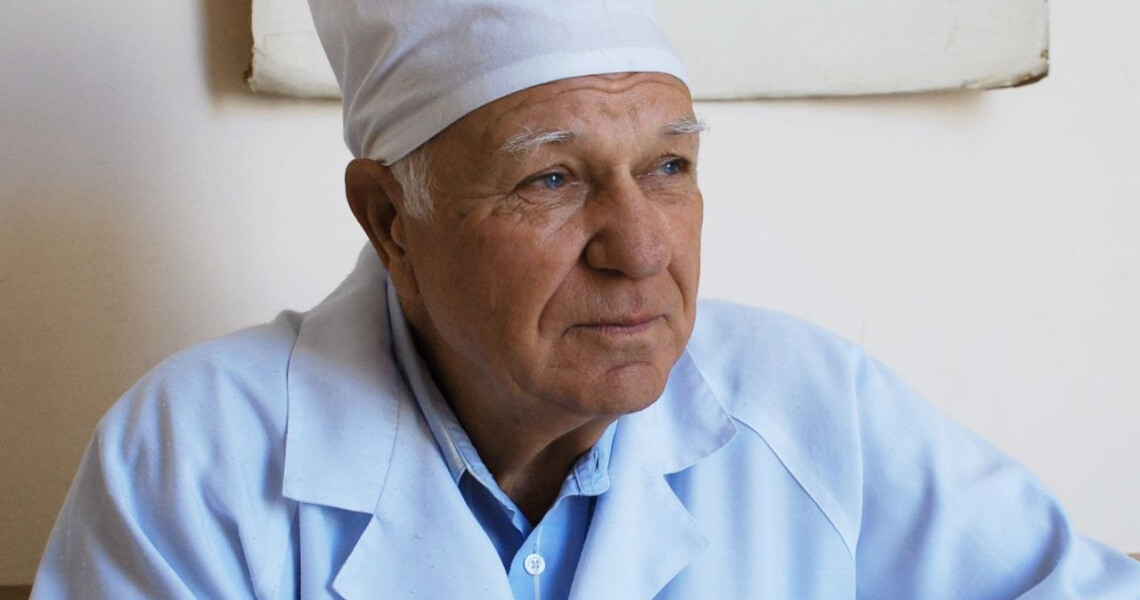 Світла пам’ять Учителю: у ПДМУ вшанували професора Олега Рибалова / In Loving Memory of a Teacher: PSMU Honors Professor Oleg Rybalov