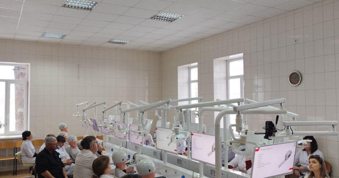 Постійне особисте навчання – лейтмотив викладачів кафедри терапевтичної стоматології / Continuous Personal Learning: The Guiding Principle of the Department of Therapeutic Dentistry