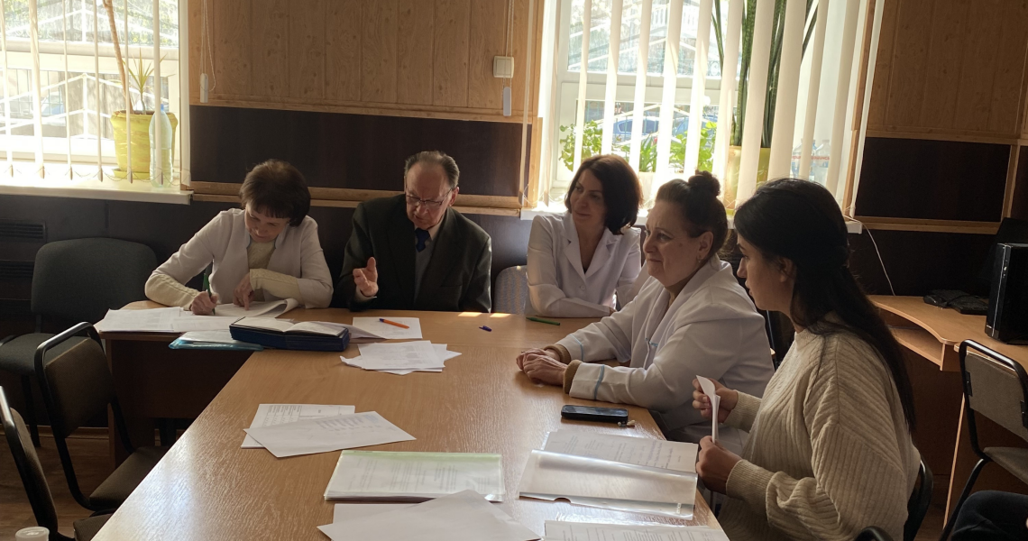 Інтерни ПДМУ з внутрішніх хвороб позитивно атестовані за результатами проміжного оцінювання / PSMU Interns in Internal Medicine Successfully Pass Interim Assessment