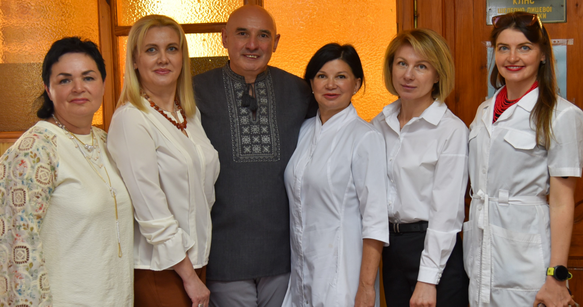 Випускники стоматологічного факультету ПДМУ склали ОСП(К)І / PSMU Dental Faculty Graduates Successfully Complete the OSCE