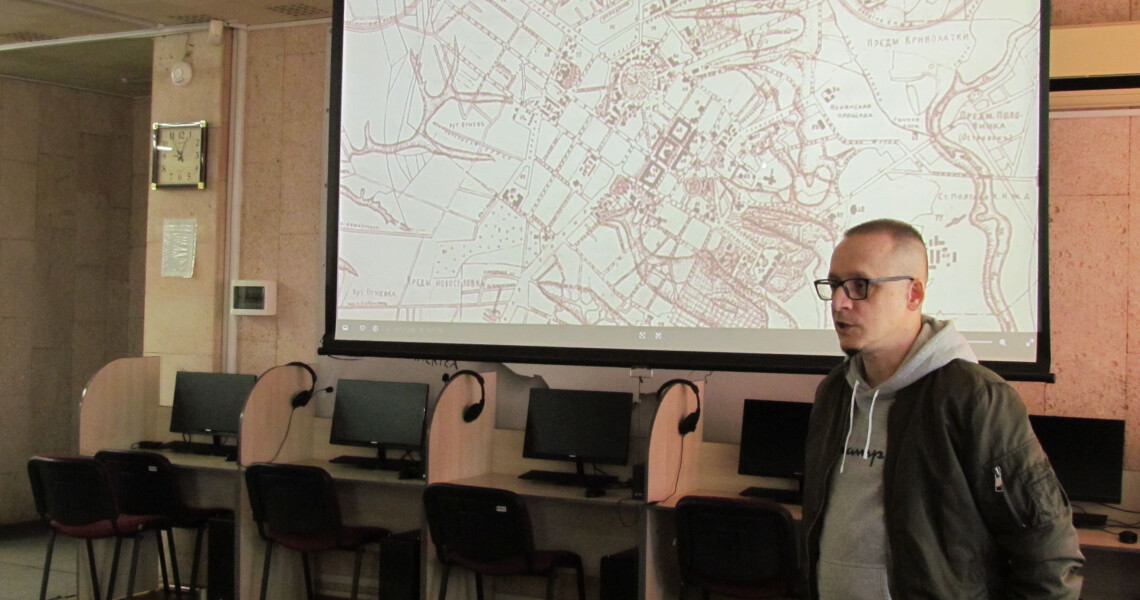 Студенти ПДМУ відвідали просвітницький захід «Сторінка історії. Історія вулиці Дворянської»