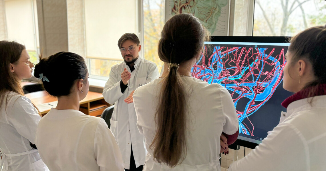 Співпраця кафедр заради формування досвідченого фахівця лікаря-стоматолога / Collaboration Between Departments to Foster Skilled Dental Professionals