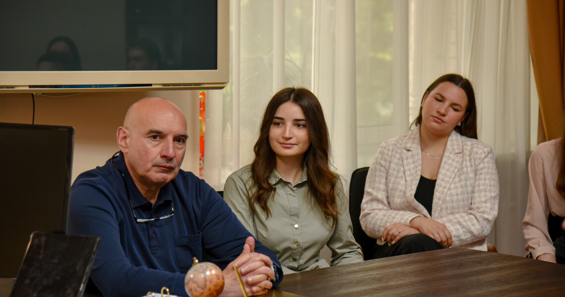 У ПДМУ відбулася зустріч ректора зі студентським активом / PSMU Rector Meets with Student Leaders