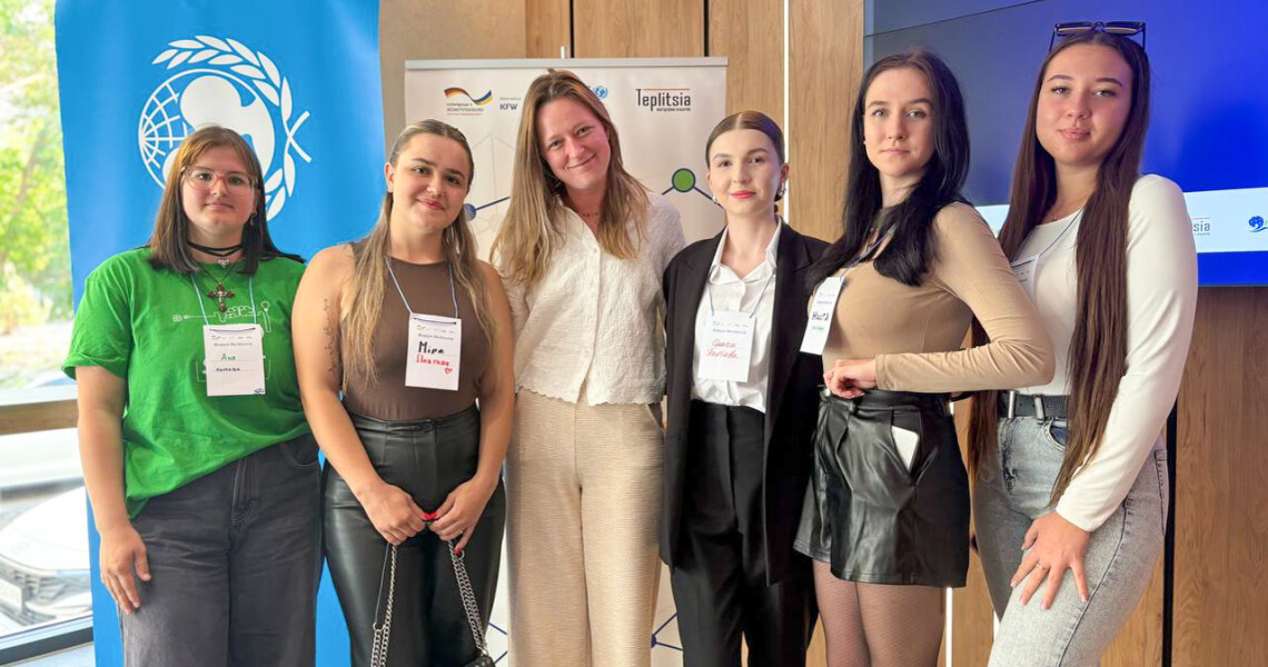 Екологічна свідомість і лідерство: студентки ПДМУ взяли участь у форумі RE:Source / Environmental Awareness and Leadership: PSMU Students Took Part in the RE: Source Forum