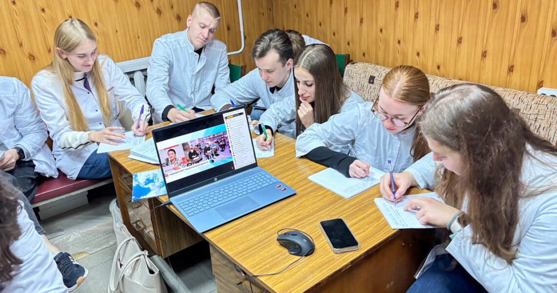 26-й Всеукраїнський радіодиктант національної єдності – 2025: враження / The 26th Nationwide Radio Dictation of National Unity – 2025: Impressions