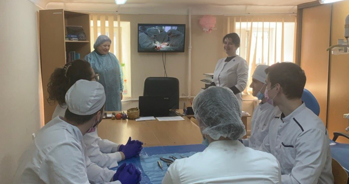 Світла пам’ять Учителю: у ПДМУ вшанували професора Олега Рибалова / In Loving Memory of a Teacher: PSMU Honors Professor Oleg Rybalov