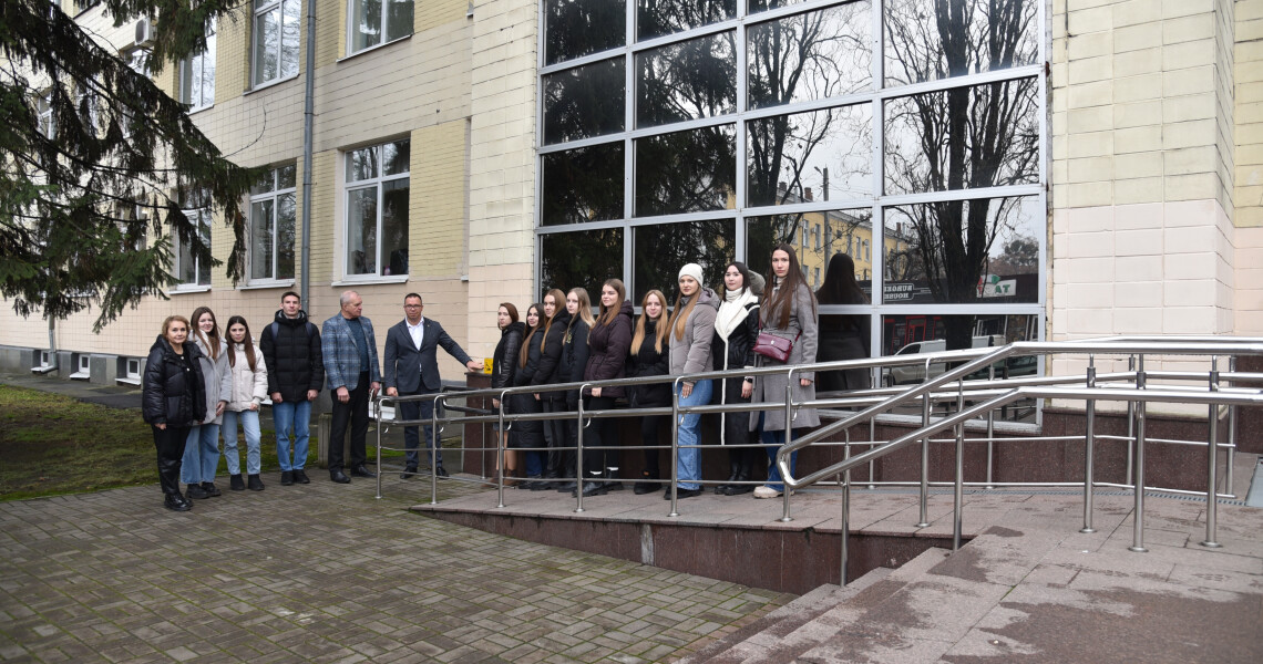 У ПДМУ дослідили доступність маршрутів для людей з інвалідністю / PSMU Explores Accessibility of Routes for People with Disabilities