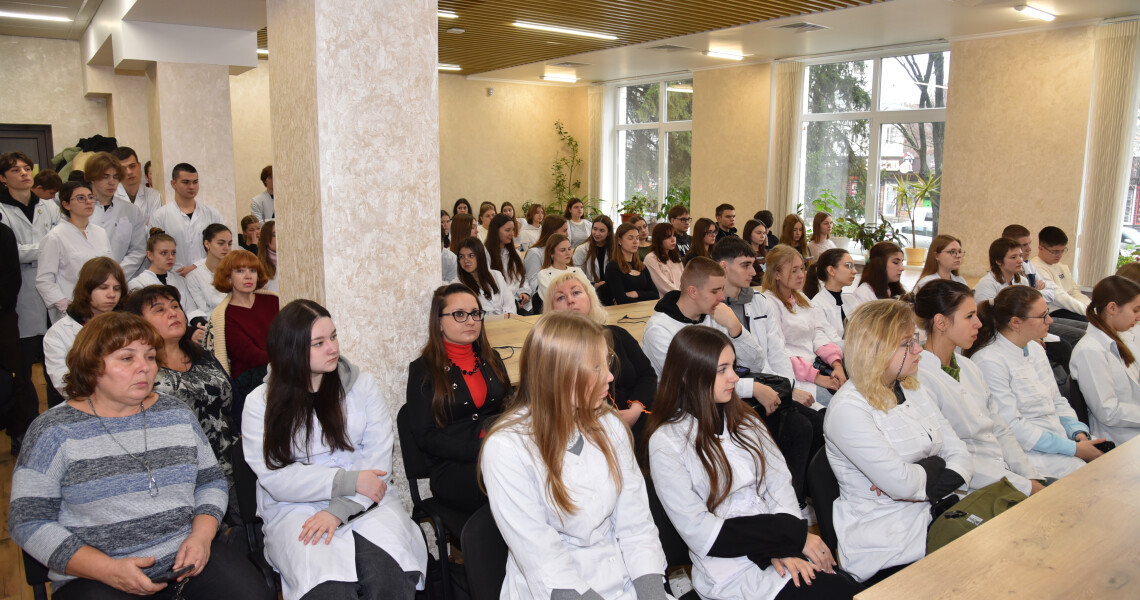 «Не підходь, не чіпай, телефонуй 101»: лекція про вибухонебезпечні предмети у ПДМУ / “Do Not Approach, Do Not Touch, Call 101”: Lecture on Explosive Hazards at PSMU