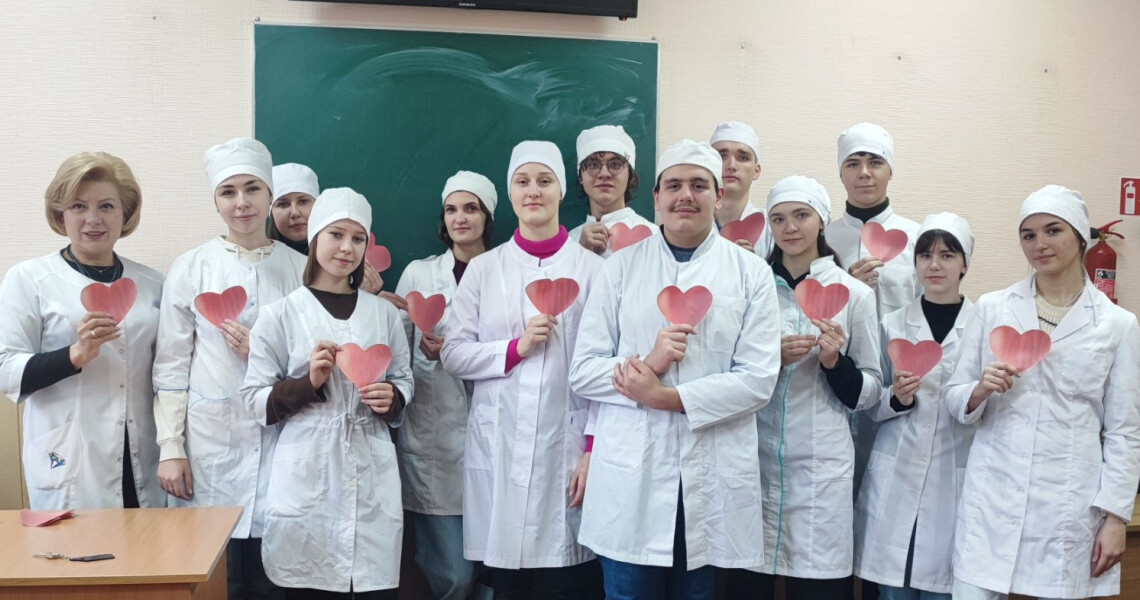 Милосердя — це бажання зробити світ кращим, піклуючись про інших / Compassion is the desire to make the world better by caring for others