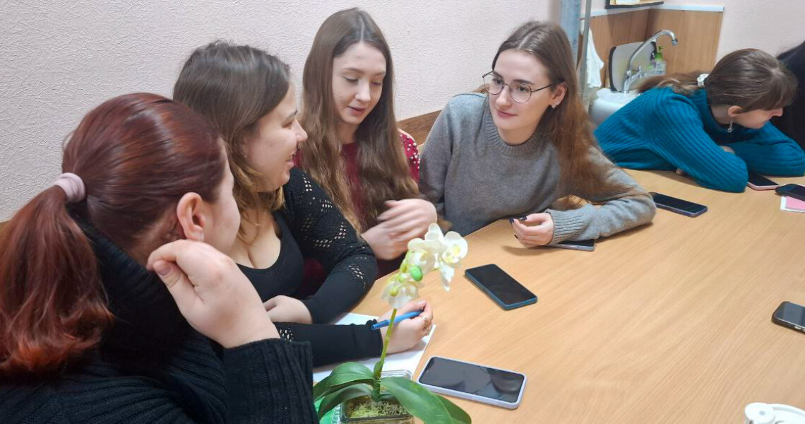 Тематична зустріч щодо попередження насильства в медичній сфері з практичним психологом / Thematic Meeting on Preventing Violence in the Medical Field with a Practical Psychologist