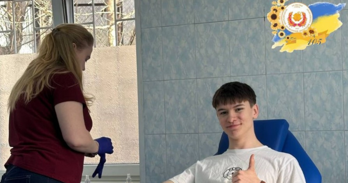 105 років – 105 життів: студенти стоматологічного факультету ПДМУ долучилися до донорської акції