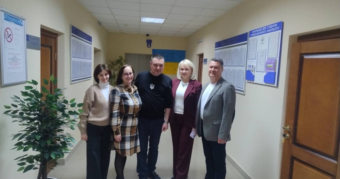 ПДМУ представив гостьову лекцію та майстер-клас з дентальної імплантації у Тернопільському медичному університеті