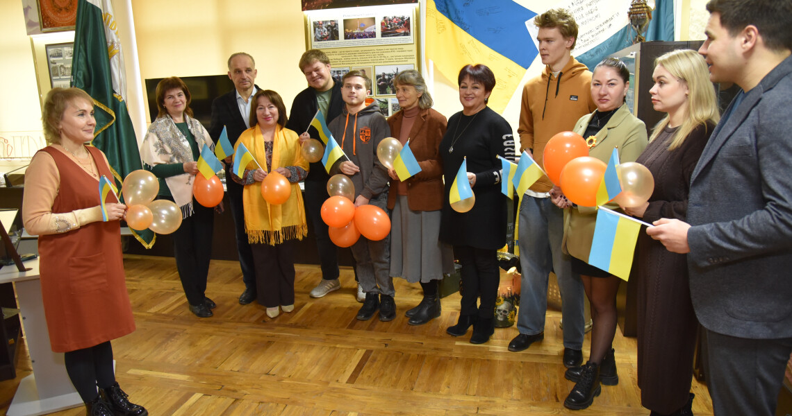 Флешмоб «Помаранчевий тиждень єдності» у ПДМУ / “Orange Week of Unity” Flashmob at PSMU