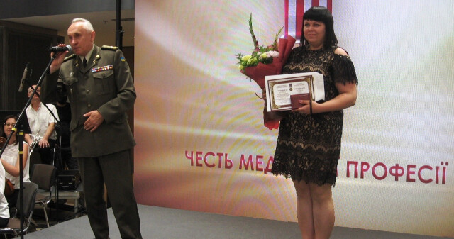 Усі полтавські медики повернулися з Києва з нагородами!