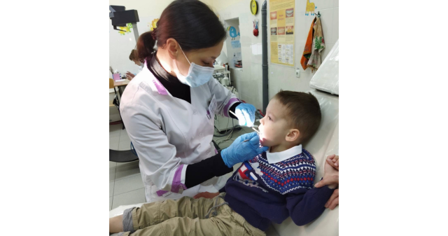 На "Перекличці" - кафедра дитячої стоматології з тимчасово переміщеними до Полтави маленькими пацієнтами
