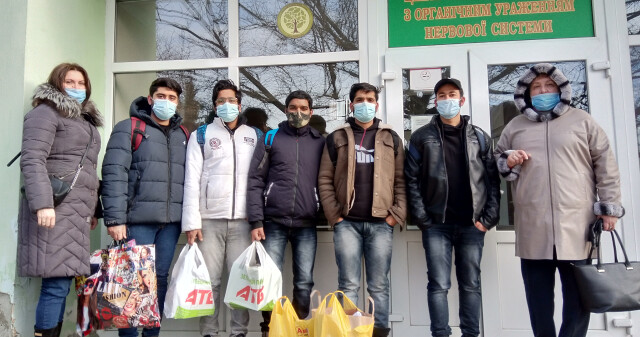 Іноземні здобувачі освіти ПДМУ відвідали дітей з особливими потребами
