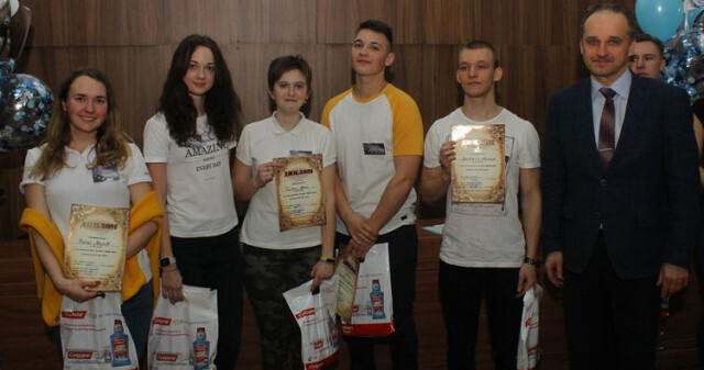 Інтелектуальний конкурс брейн-ринг «Стоматологія без меж»