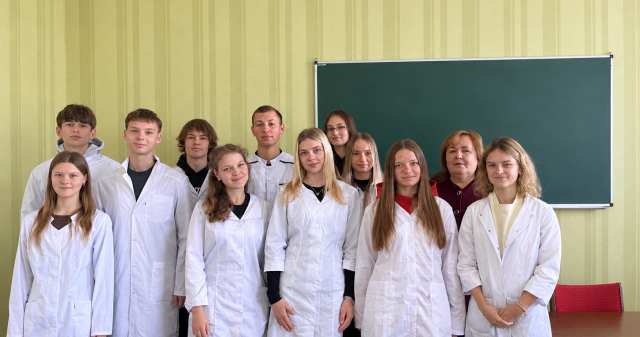 Знайомство, спілкування, професійні орієнтири: кураторська година першокурсників / Getting Acquainted, Communicating and Setting Professional Goals: A Curator Hour for First-Year Students