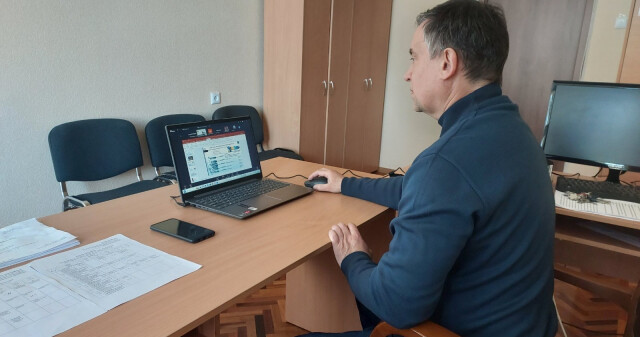 Від рослинної сировини до лікарських препаратів: у ПДМУ відбулася відкрита лекція професора НФаУ