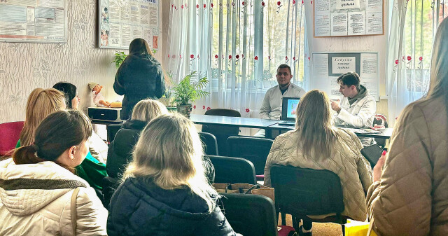 Стоматологічна просвіта майбутніх мам -  важлива ланка у забезпеченні здорових зубів у дітей / Dental Education for Expectant Mothers –  Essential Step Toward Healthy Teeth in Children