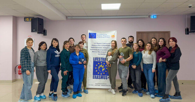 Разом формуємо спільноту, здатну рятувати життя: практичні тренінги / First Aid Training within the LIFESTRAND Program by Erasmus+ KA2: Building a Community Capable of Saving Lives