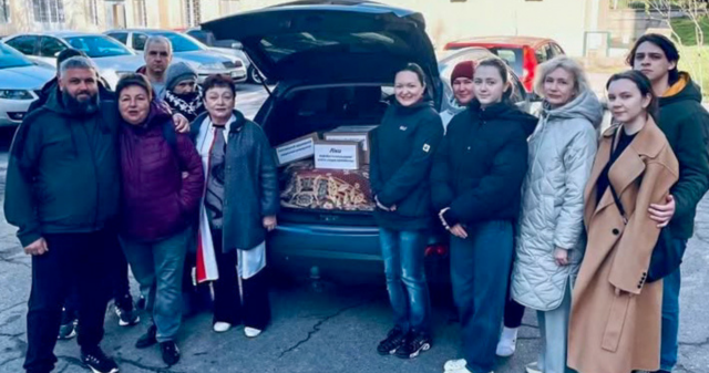 Тепло Великодня для захисників і захисниць: волонтерська місія кафедри післядипломної освіти лікарів-ортодонтів