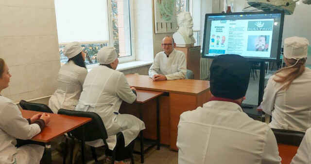 Кожен повинен відчувати себе захищеним у соціумі: тема обговорення / Everyone Should Feel Protected in Society: A Topic for Discussion