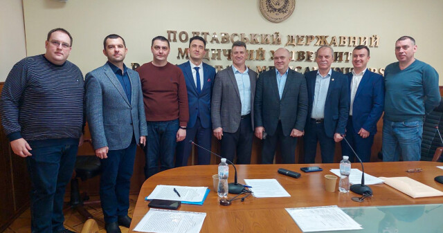 Успішний захист дисертації в ПДМУ: нові наукові здобутки в галузі хірургії / Successful Dissertation Defense at PSMU: New Scientific Achievements in Surgery