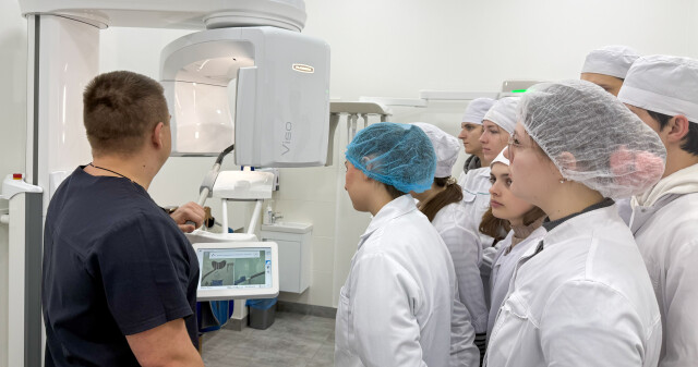 Цифрові технології у стоматології: студенти ПДМУ опановують комп’ютерну томографію / Digital Technologies in Dentistry: PSMU Students Master Computed Tomography