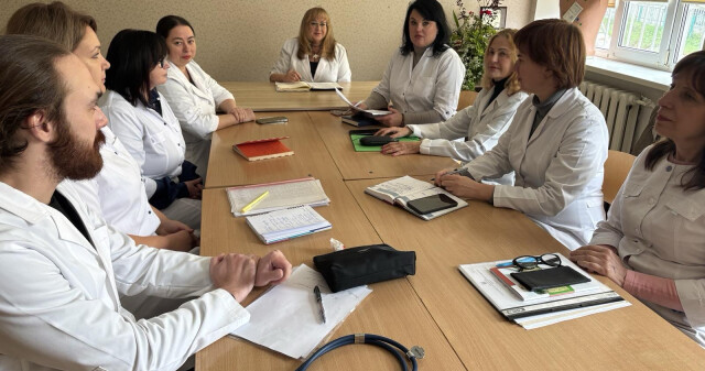 На кафедрі внутрішньої медицини № 3 з фтизіатрією обговорили академічну доброчесність і відповідальне використання ШІ