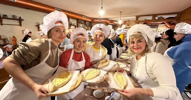 Кулінарна арттерапія на користь всім / Culinary art therapy for the benefit of all